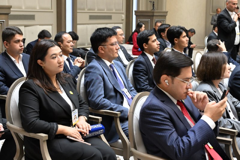 OAV vakillari bilan uchrashuvda Oʻzbekiston Respublikasi Prezidenti Shavkat Mirziyoyev va Ozarbayjon Respublikasi Prezidenti Ilhom Aliyev boʻlib oʻtgan muzokaralar yakunlari yuzasidan fikr bildirdilar.