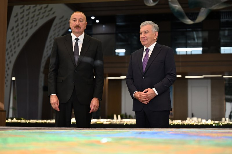 Oʻzbekiston Respublikasi Prezidenti Shavkat Mirziyoyev va Ozarbayjon Respublikasi Prezidenti Ilhom Aliyev Yangi Toshkent shahrini barpo etish direksiyasiga tashrif buyurdilar.
