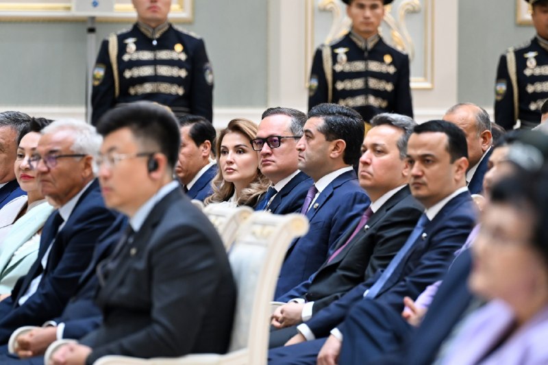 Prezidentimiz bugun Yangi O‘zbekistonning ovozi eng nufuzli minbarlarda ham baland yangrayotganini, davlatimizning xalqchil, tinchlikparvar siyosati dunyoda e’tirof etilayotganini ta’kidladi.