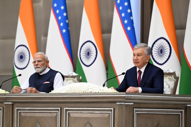 Oʻzbekiston Respublikasi Prezidenti Shavkat Mirziyoyev va Hindiston Bosh vaziri Narendra Modi ishtirokida ikki tomonlama hujjatlarni imzolash marosimi boʻlib oʻtdi.