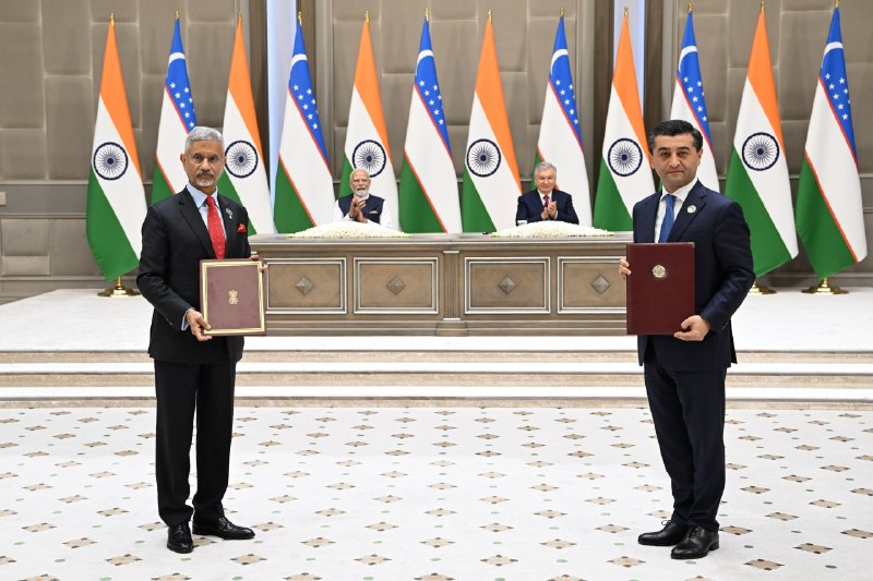 Oʻzbekiston Respublikasi Prezidenti Shavkat Mirziyoyev va Hindiston Bosh vaziri Narendra Modi ishtirokida ikki tomonlama hujjatlarni imzolash marosimi boʻlib oʻtdi.